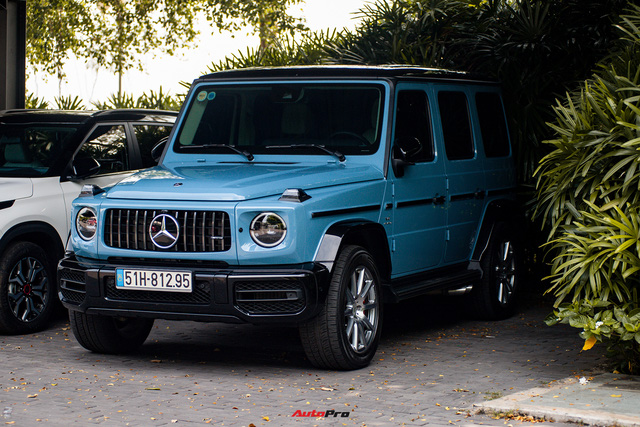 Doanh nhân Nguyễn Quốc Cường lái Mercedes-AMG G 63 màu độc hơn 10 tỷ đồng về Cần Thơ mừng sinh nhật lần thứ 40 - Ảnh 1.