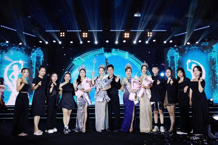 Chàng Trai Đứng Sau Vẻ Đẹp Của Tân Hoa Hậu Doanh Nhân Du Lịch Biển 2024